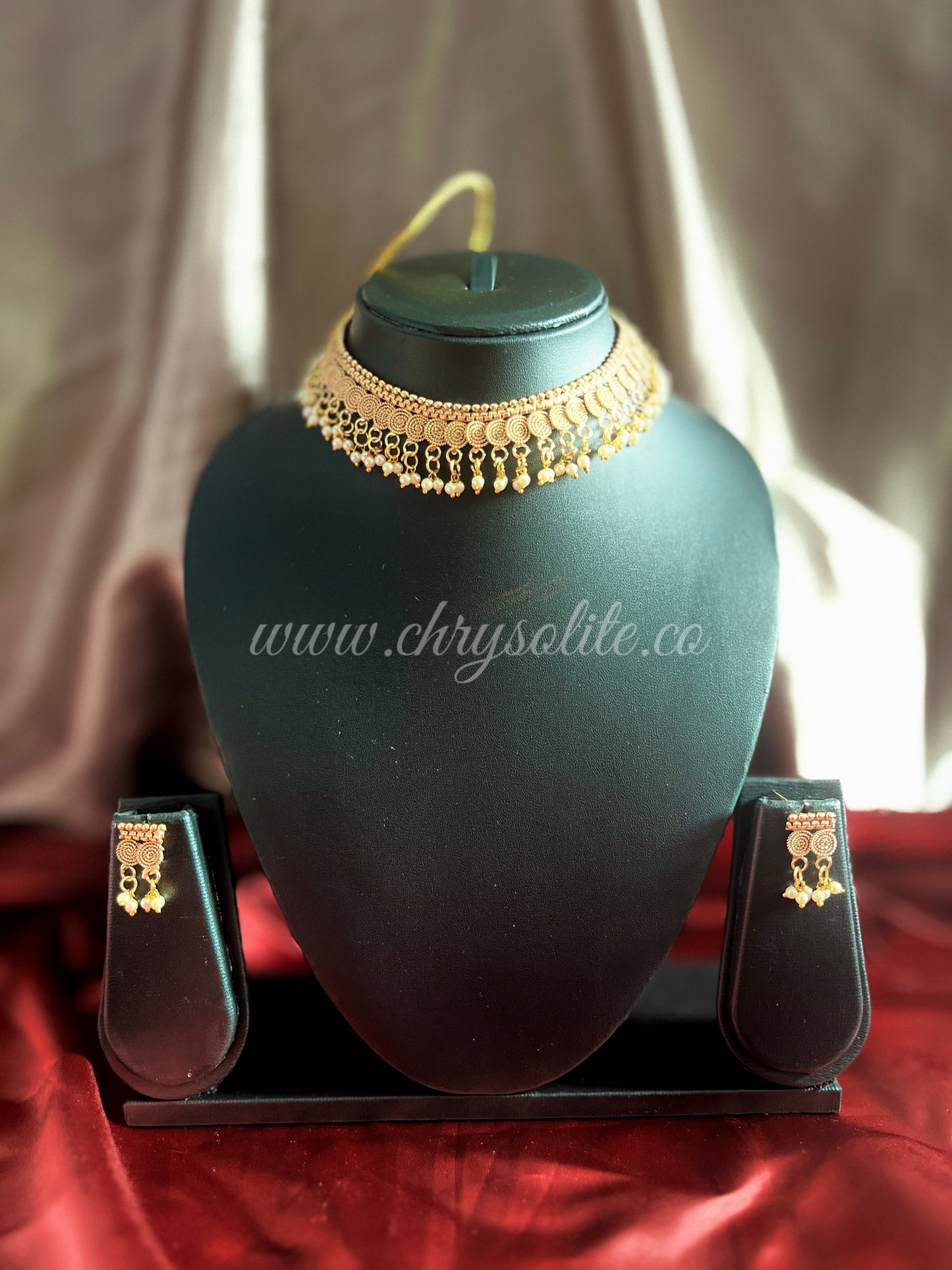 Marathi Poti Choker with Earrings