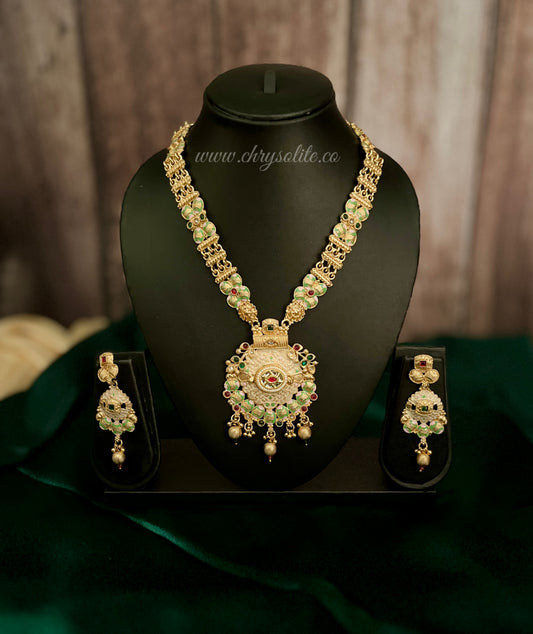 Maharani Haar #2 ( Long Necklace with Earrings)