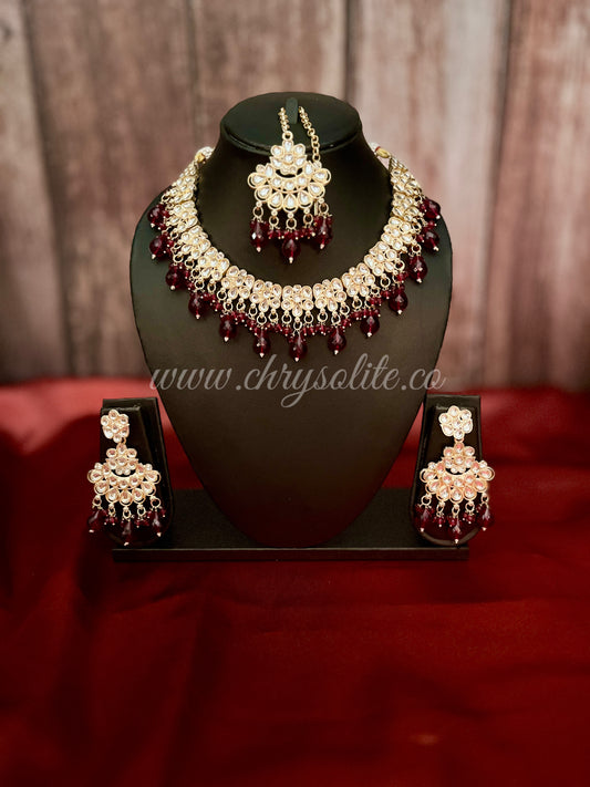 Tilottama Kundan Choker with Mangtika and Earrings